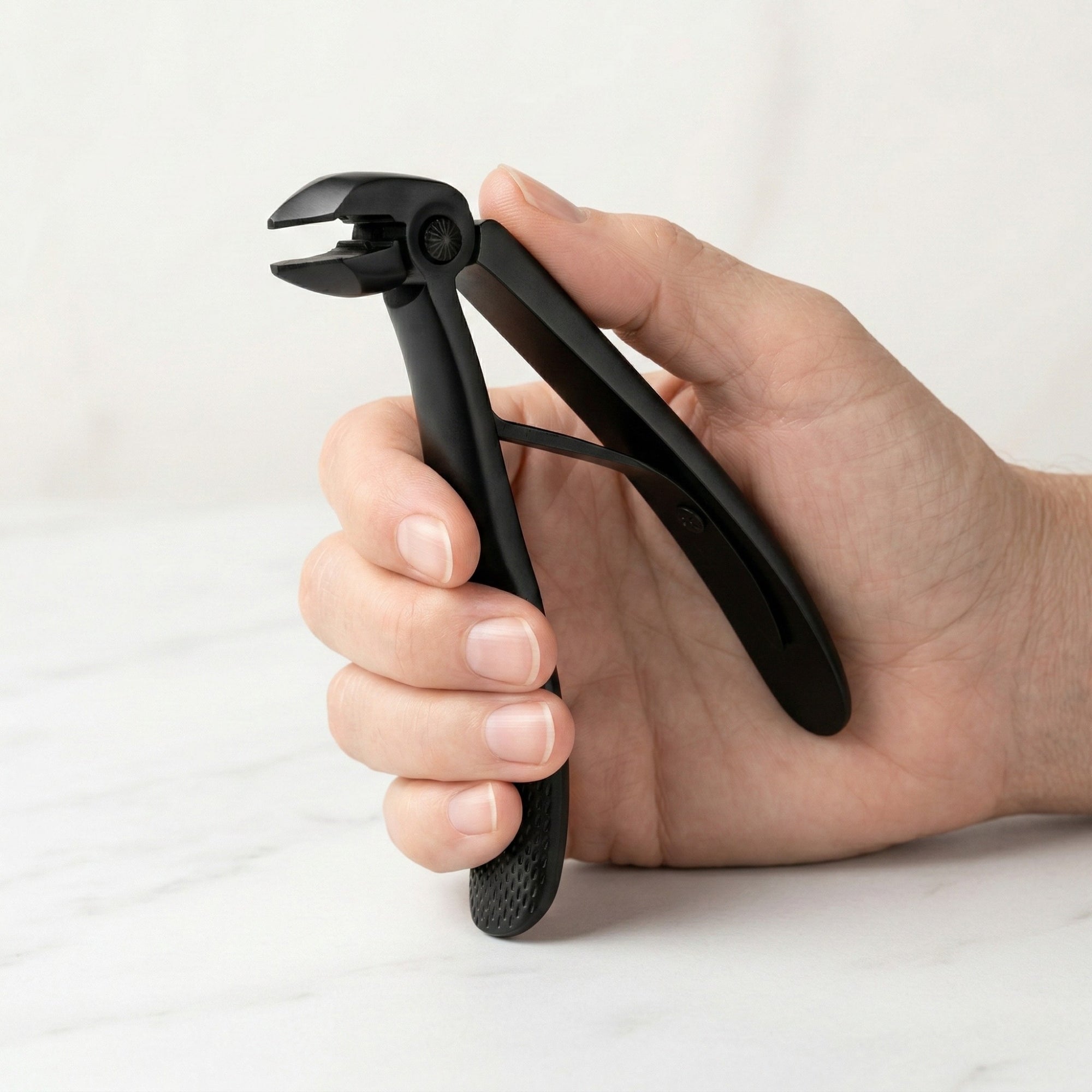 TruviClip® Nail Clipper for Seniors